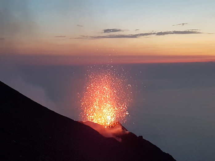 De beklimming van de vulkaan Stromboli